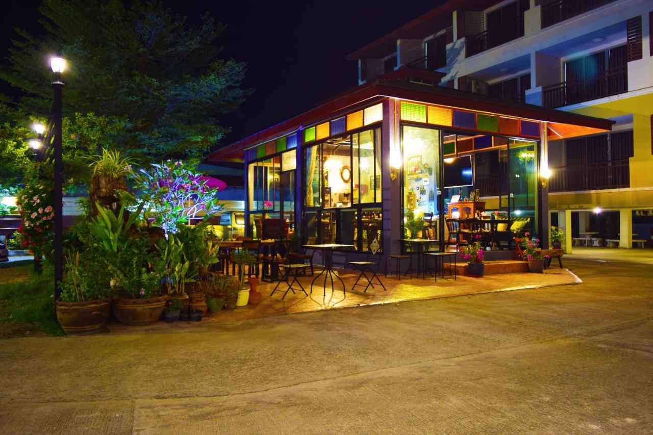 Nantharom Hotel And Restaurant Plaeng Yao المظهر الخارجي الصورة